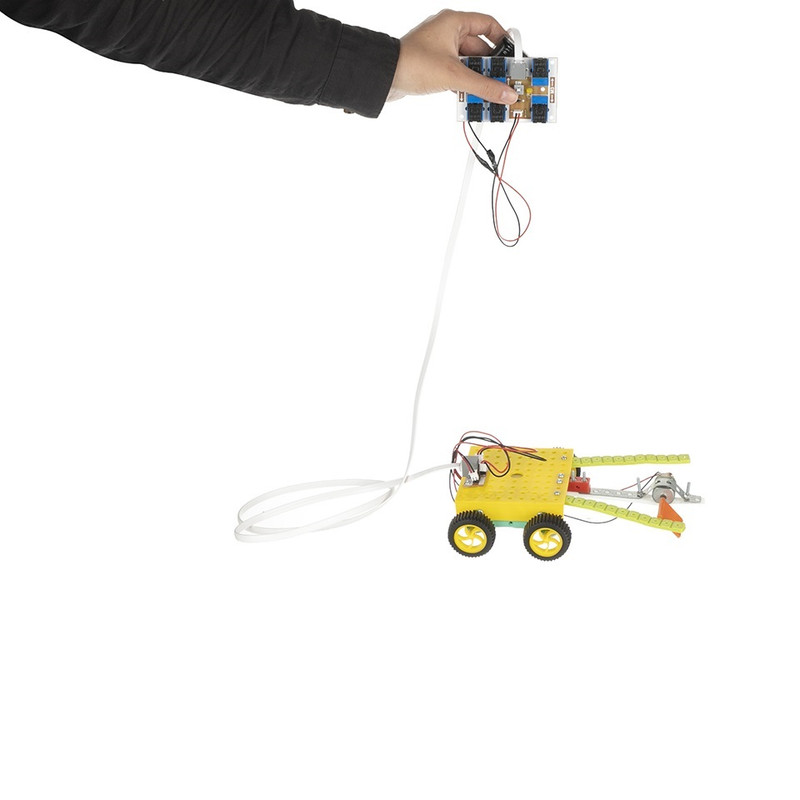 ربات جروند الکترونیک مدل جنگجو و فوتبالیست و آتشنشان کد AK201