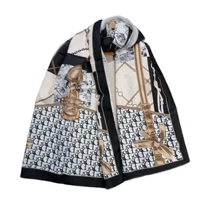 شال زنانه دیور مدل نخی پاپیونی