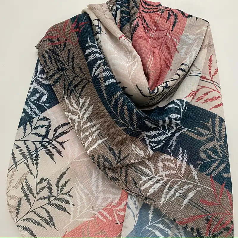 روسری زنانه مدل نخ اسپان منگوله دار کد A005