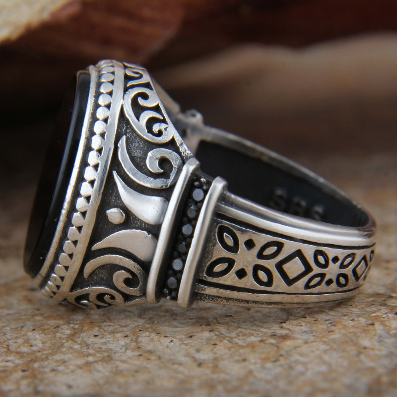 انگشتر نقره مردانه بازرگانی میلادی مدل عقیق نگین مارکازیت رکاب ترک وارداتی کد AM_4171 انگشتر نقره مردانه بازرگانی میلادی مدل عقیق نگین مارکازیت رکاب ترک وارداتی کد AM_4171