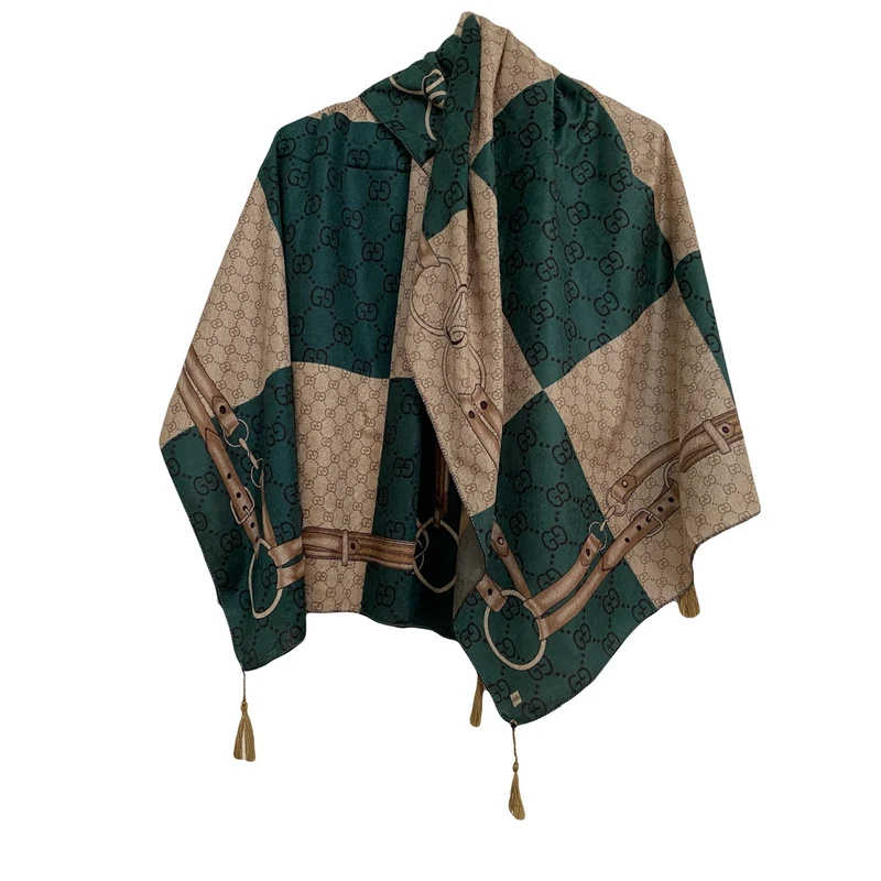 شال زنانه مدل موهر مخمل منگوله دار کد 17