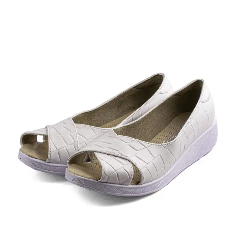 صندل زنانه پاتکان مدل 638.1 کد 18