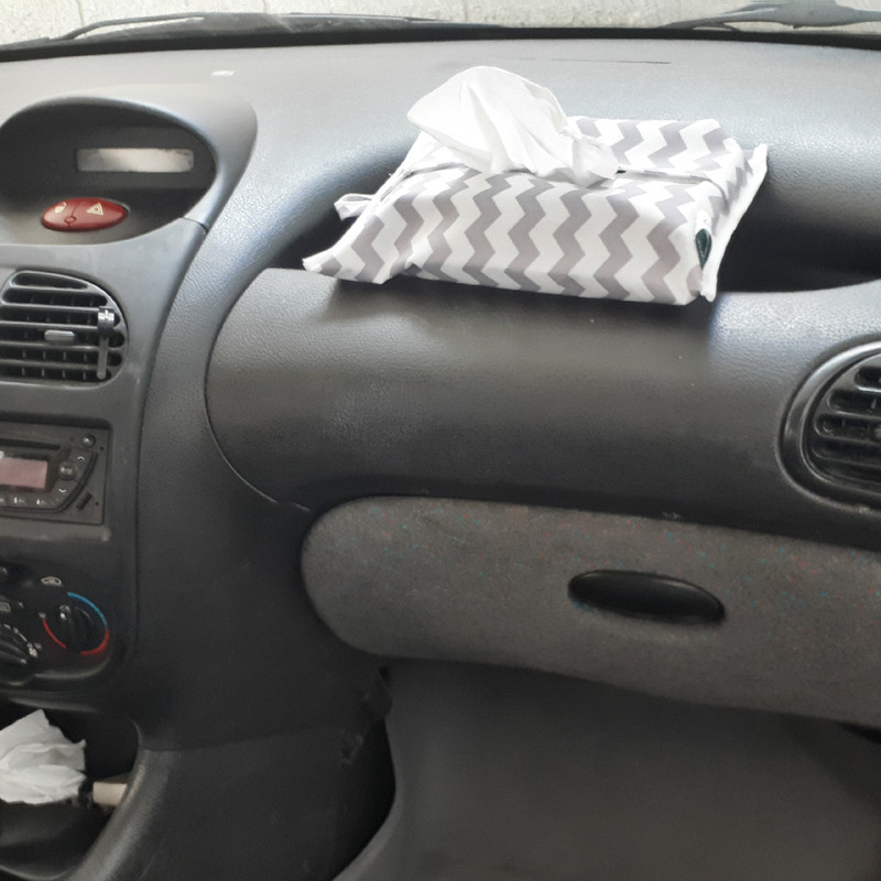 نگهدارنده جعبه دستمال کاغذی خودرو  مدل اسپرت کد 265