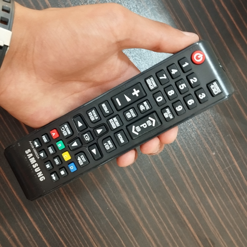 ریموت کنترل تلویزیون  مدل AA59-00602A به همراه باتری