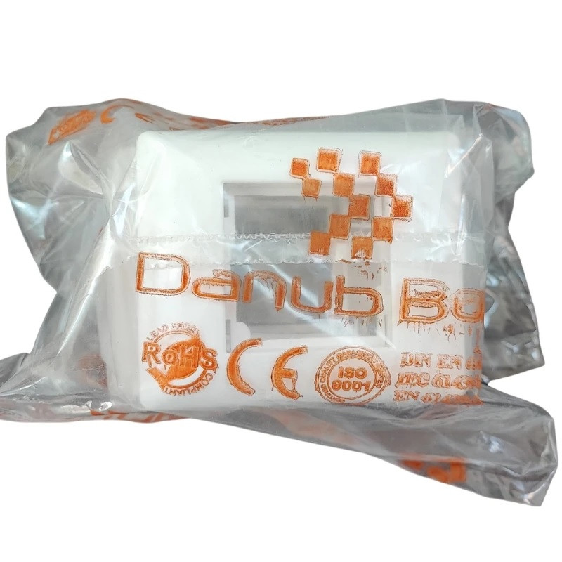 کادر 2 ماژول ترانک دانوب مدل 50×101 بسته 2 عددی کادر 2 ماژول ترانک دانوب مدل 50×101 بسته 2 عددی