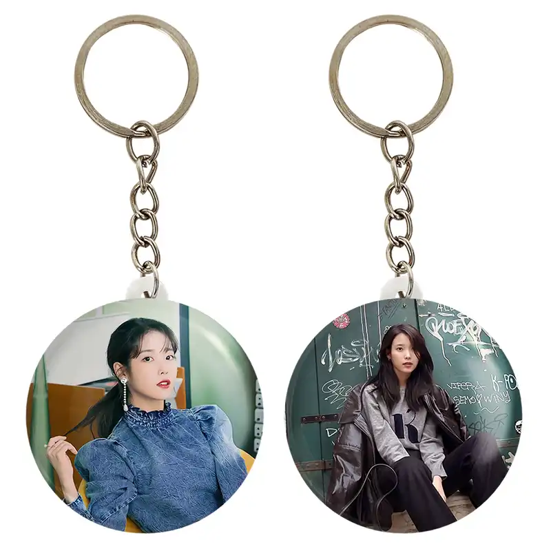 جاکلیدی خندالو مدل آیو IU کد 1977019779 مجموعه 2 عددی