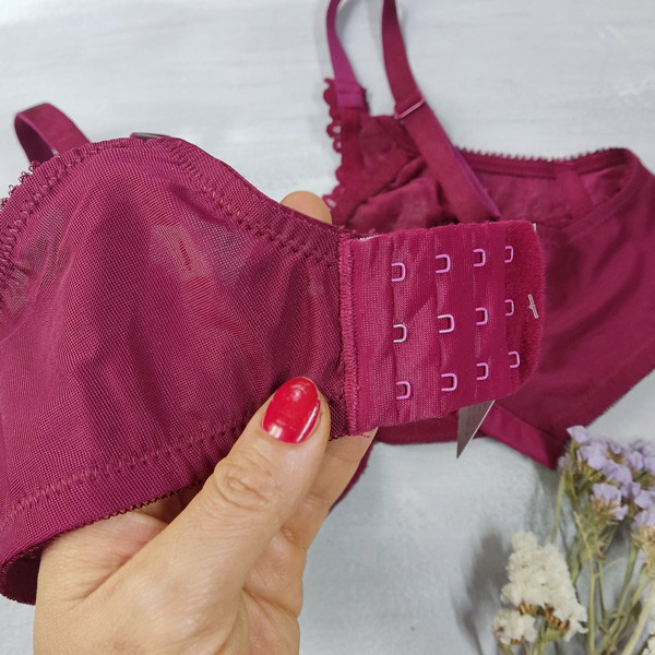 سوتین زنانه شارمین مدل دانتل کد ZP91.1