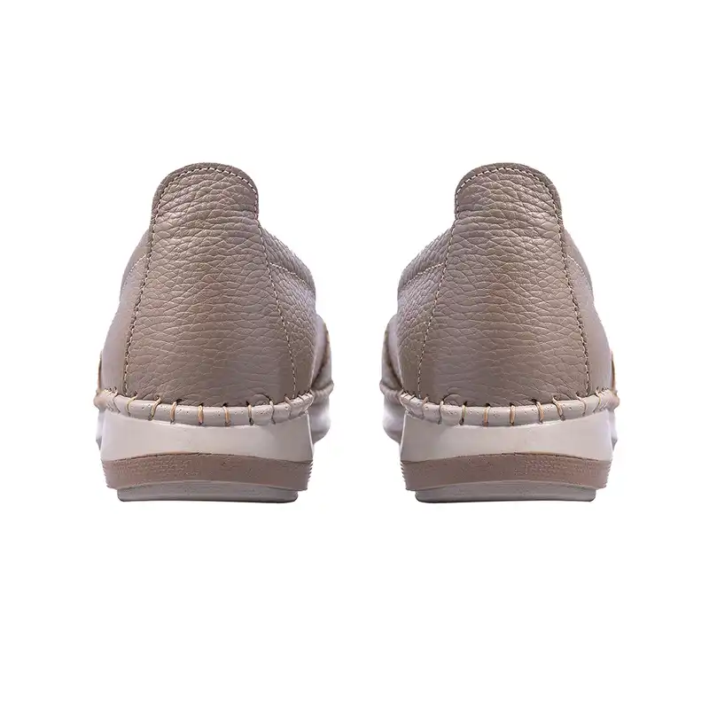 کفش طبی زنانه ماکسیم مدل ساتین رنگ کرم ویزون