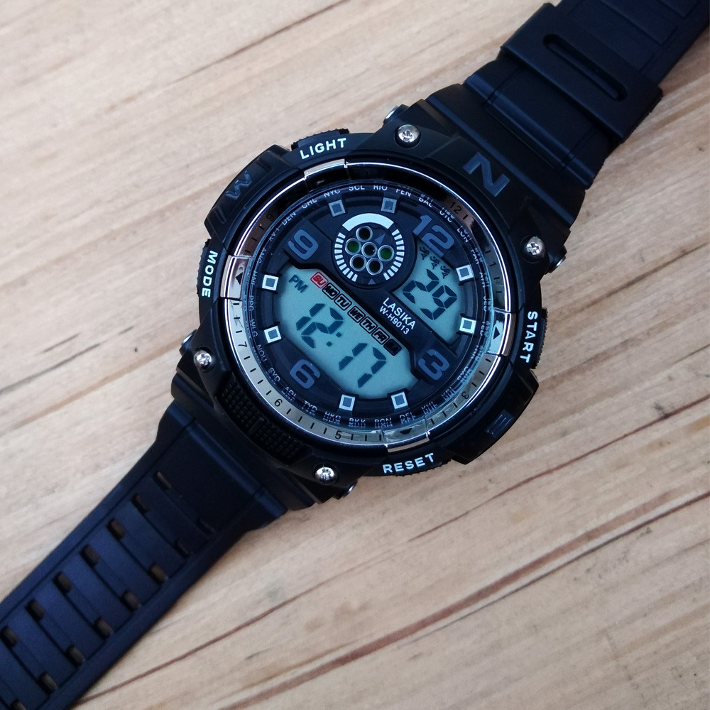 ساعت مچی دیجیتال پسرانه کد RTY 100 ساعت مچی دیجیتال پسرانه کد RTY 100