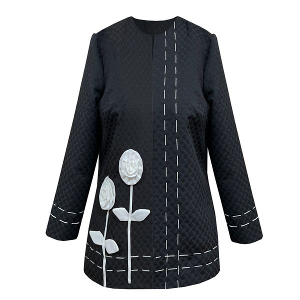 مانتو زنانه مدل ژاکارد کوک دوزی گل رز رنگ مشکی
