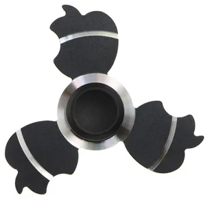 اسپینر دستی مدل three black apple blades