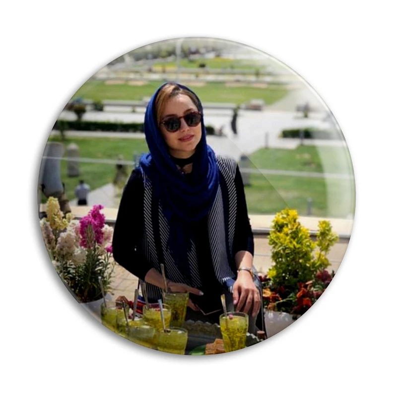 مگنت پرمانه طرح نازنین بیاتی کد pmag.27614