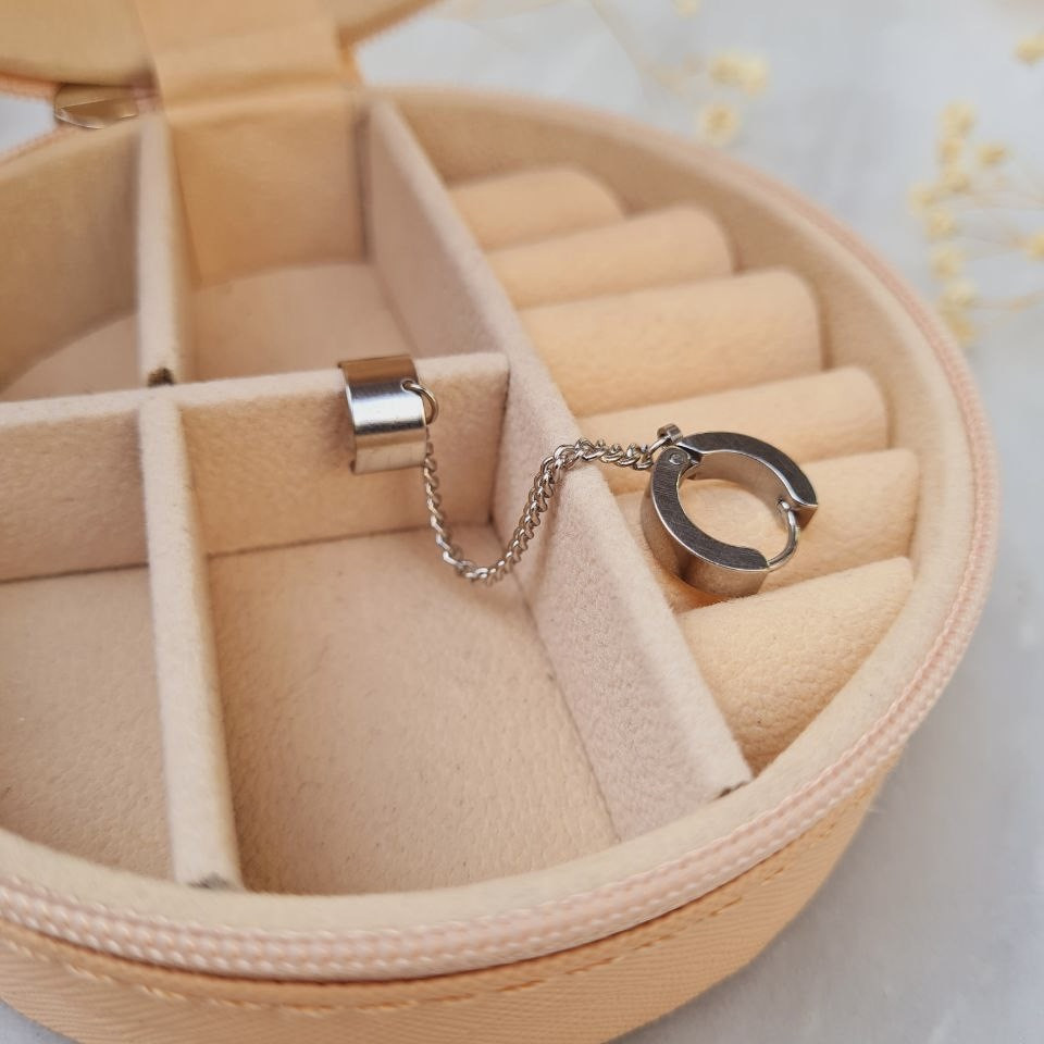 پیرسینگ گوش زنانه مدل حلقه ای آینه ای زنجیری