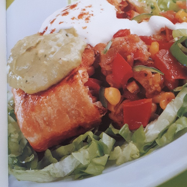 كتاب Meals in minutes اثر Ainsley Harriotts انتشارات بی بی سی