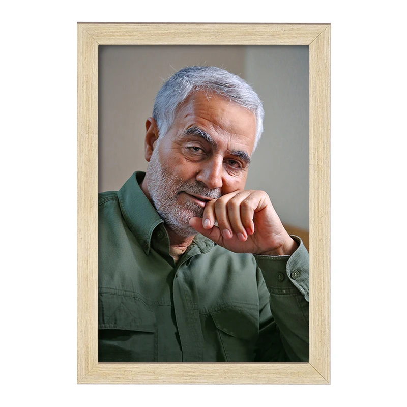 تابلو خندالو طرح شهید سپهبد حاج قاسم سلیمانی
کد 12597