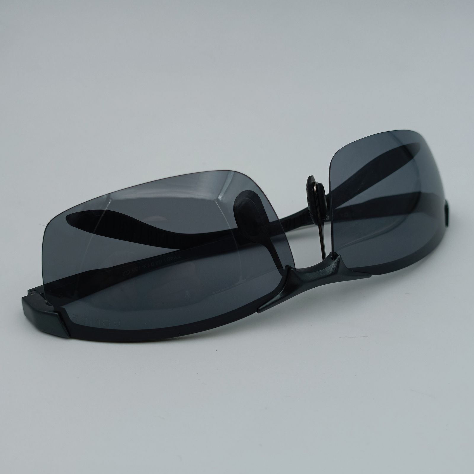 عینک آفتابی پلیس مدل TY481 C2 -  - 16