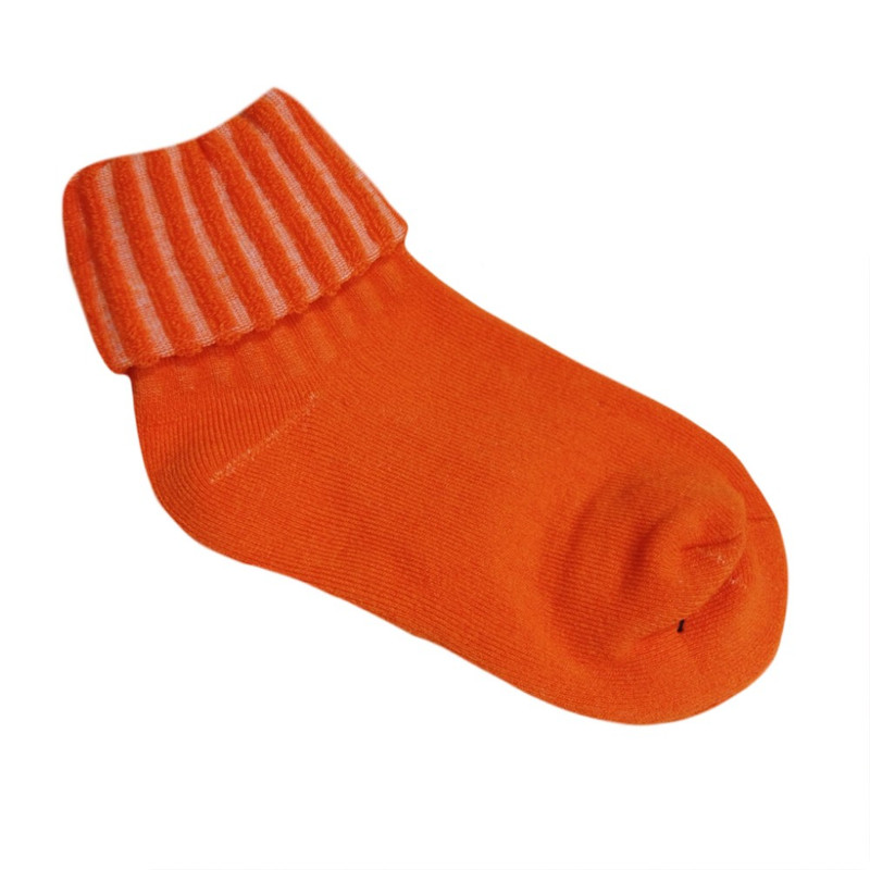 جوراب زنانه مدل پشمی رنگ نارنجی