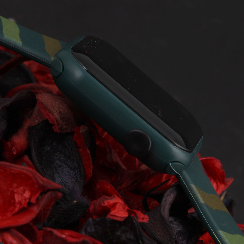 ساعت مچی دیجیتال زنانه مدل بند سیلیکونی کد WHW_300