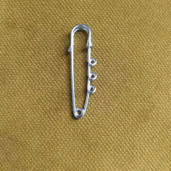 سنجاق قفلی مدل حلقه ای کد 999