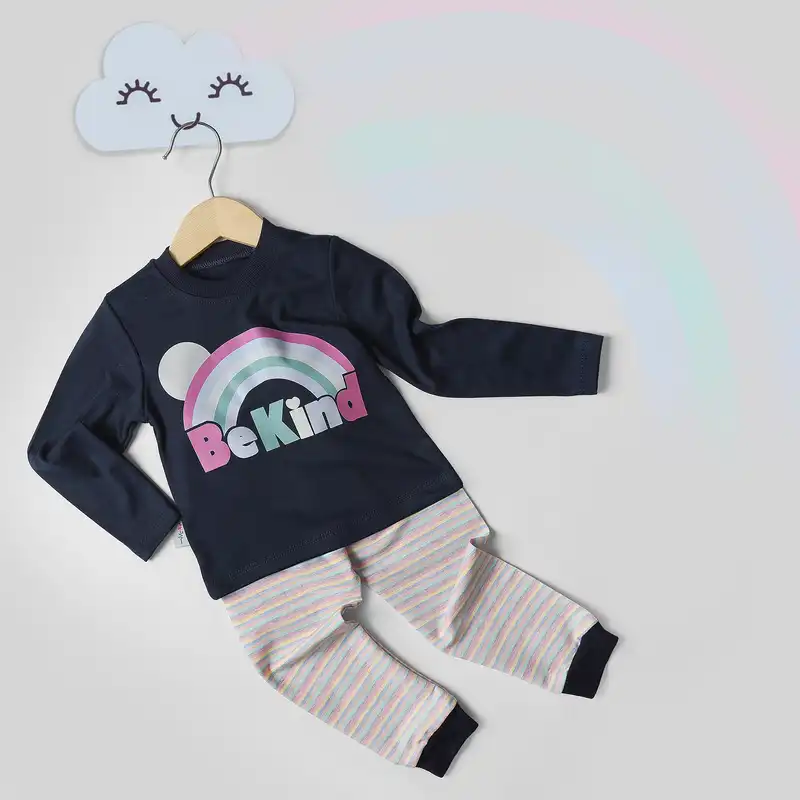 ست تی شرت آستین بلند و شلوار بچگانه سپیدپوش مدل Bekind کد 1402907