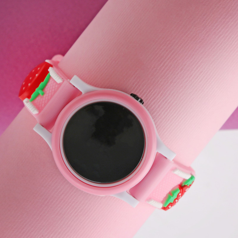 ساعت مچی دیجیتال طرح توت فرنگی کد WHK_017