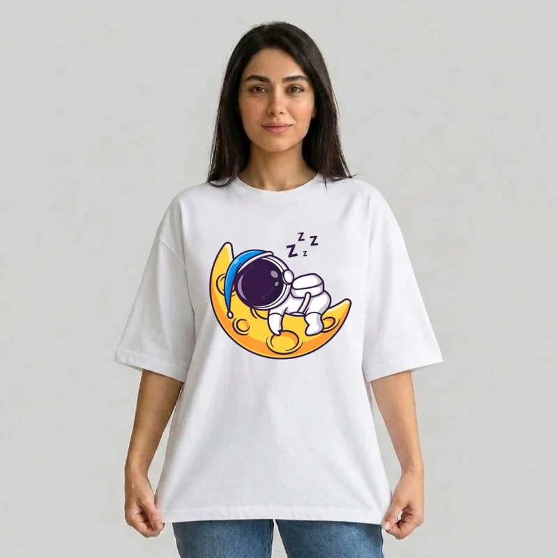 تی شرت آستین سه ربع زنانه مدل باکسی طرح فضانورد کد v6