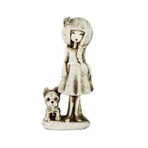 مجسمه مدل dokht 