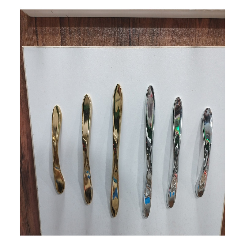 دستگیره کابینت و کمد مدل پاپیونی کد PN128 بسته 3 عددی دستگیره کابینت و کمد مدل پاپیونی کد PN128 بسته 3 عددی