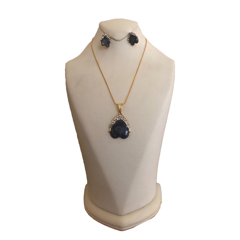 نیم ست زنانه کد 703 نیم ست زنانه کد 703