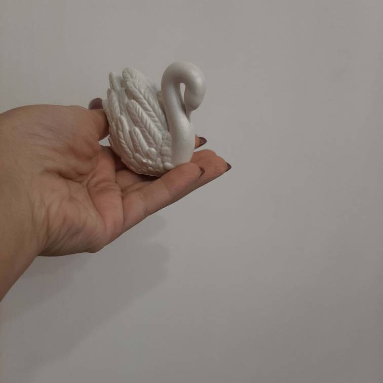 مجسمه مدل قو بسته 2 عددی