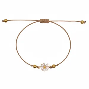 پابند زنانه مدل گل بابونه