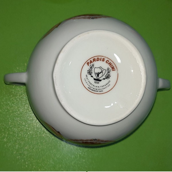 قندان چینی پردیس کاشان مدل لیلی و مجنون کد ۵۱۵