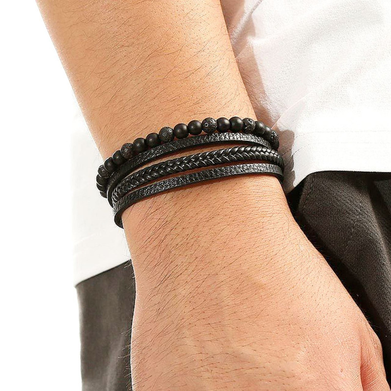 دستبند مردانه مدل  چرمی اسپرت 7373