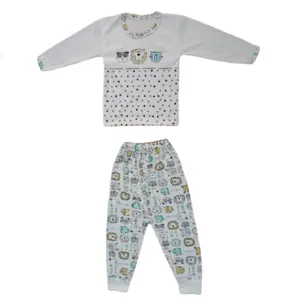 ست تی شرت و شلوار نوزادی مدل ar2022