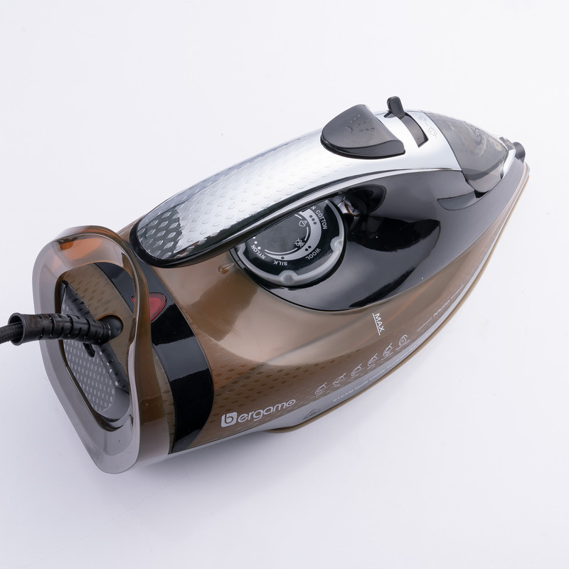 اتو بخار برگامو مدل BG-SI1174SCB