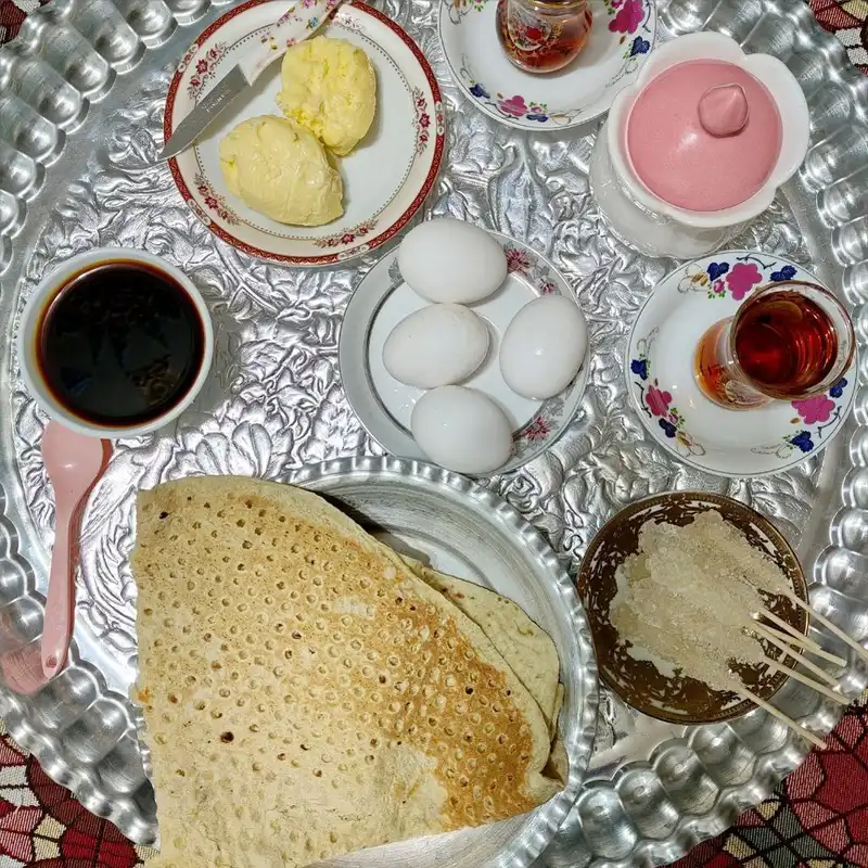 سینی قلمزنی مدل باغ رضوان کد 108