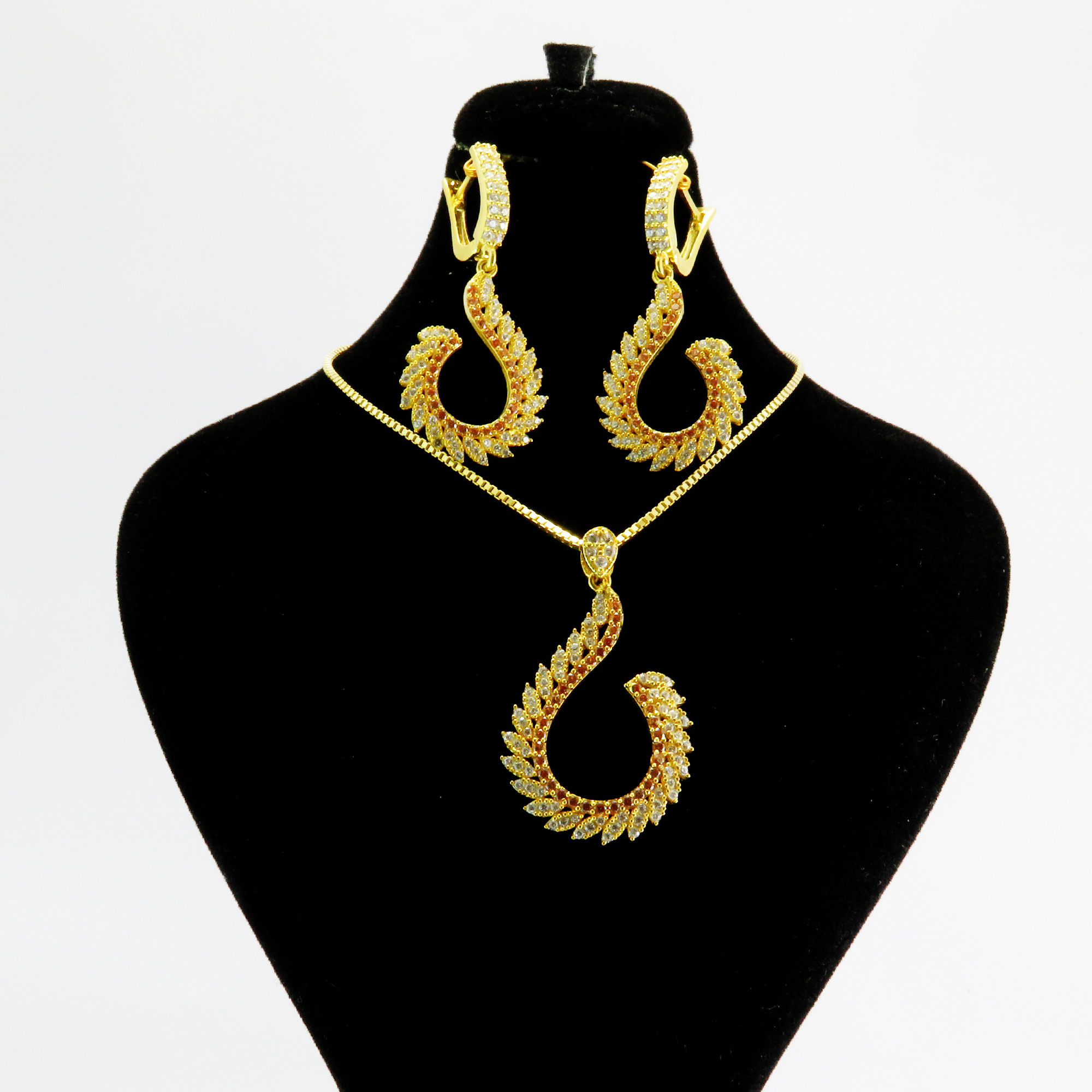 نیم ست نقره زنانه کد AV066