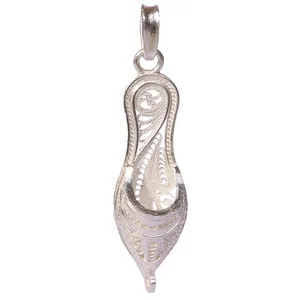 آویز گردنبند نقره ملیله طرح  چارق کد RM17