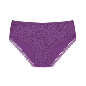 شورت زنانه مدل نخی اسلیپ گیپور گل رز