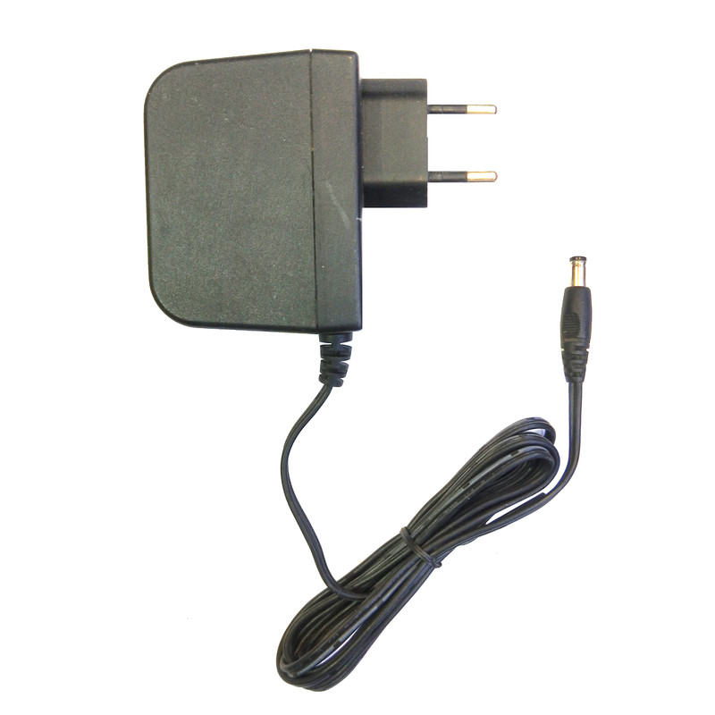 آداپتور 12 ولت 3 آمپر او ای ام مدل 12V3A