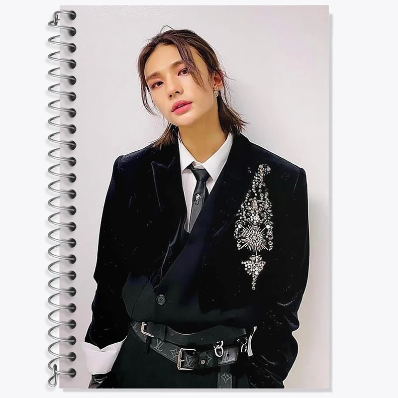 دفتر لغت 50 برگ خندالو مدل هیونجین گروه استری کیدز Stary Kids کد 16882