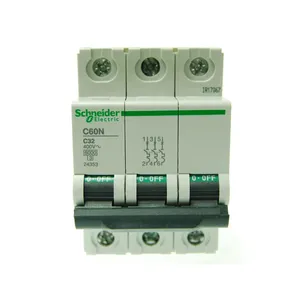 بسته 4 عددی فیوز مینیاتوری سه پل 32 آمپر اشنایدر الکتریک سری  C60N مدل24353