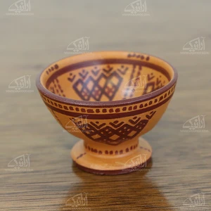 کاسه سفالی آرانیک مینیاتوری‎ ‎‎پایه دار  رنگ‎ ‎قهوه ای طرح‎ ‎شهر سوخته مدل  1004000112