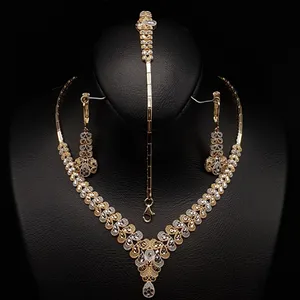 نیم ست طلا 18 عیار زنانه مدل 1ES346