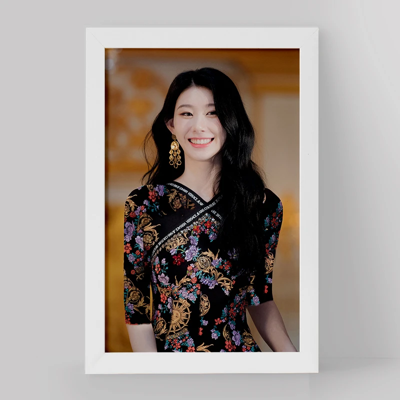 تابلو خندالو مدل چریونگ گروه ایتزی ITZY کد 20172