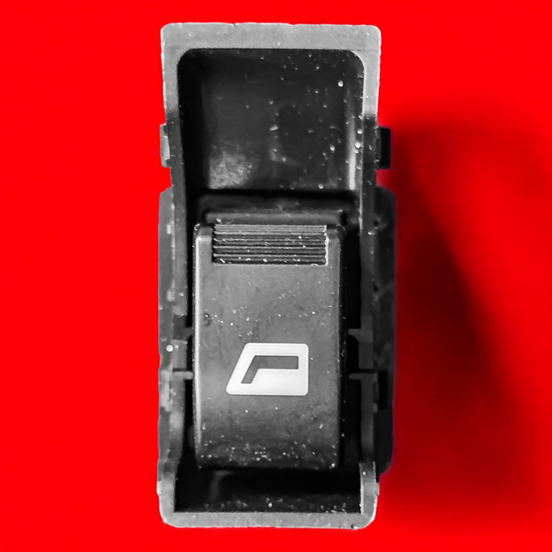 کلید شیشه بالابر راست ایمن تک پیشرو مدل 00412 مناسب برای پژو پارس