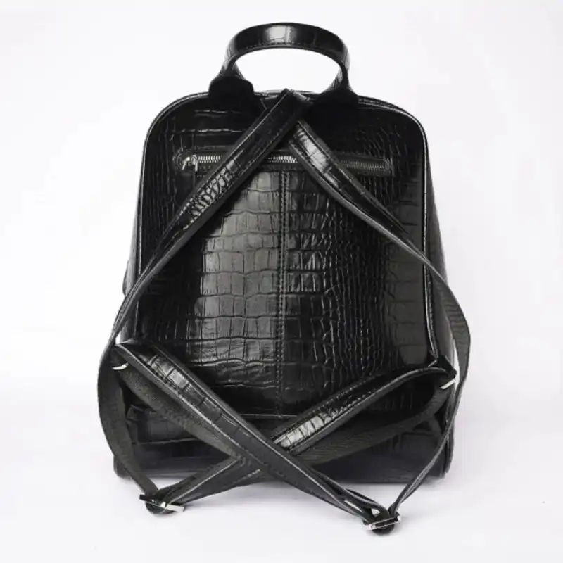 کوله پشتی زنانه مدل تمام چرم ترنم داریا