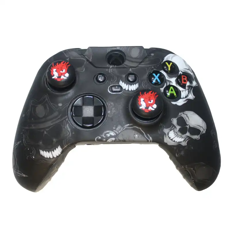 محافظ دسته ایکس باکس سری S/X مدل WILD skeleton به همراه روکش آنالوگ