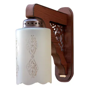 چراغ دیواری مدل 110/110