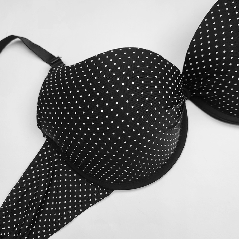 سوتین زنانه مدل اسفنجی بدون جک فنردار کاپ C کد 273001